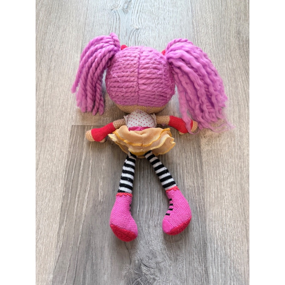 Lalaloopsy Mittens Fluff N Stuff Knit Plush Doll MGA Pink Yarn Hair Button Eyes - Picture 2 of 3